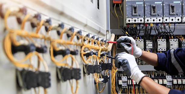 Professional Electrician technician working in Fairwood, MD